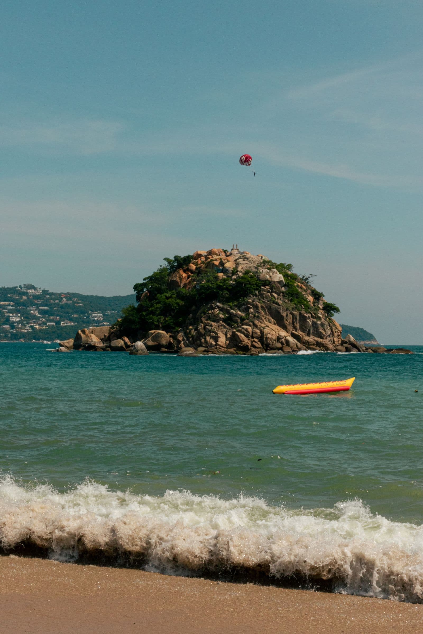 Isla de la Roqueta con paravelismo